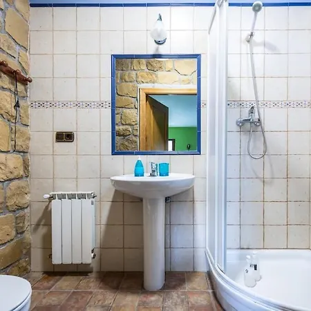 Perratzu Landarbide-Ideal Parejas Aia Buitenkant foto