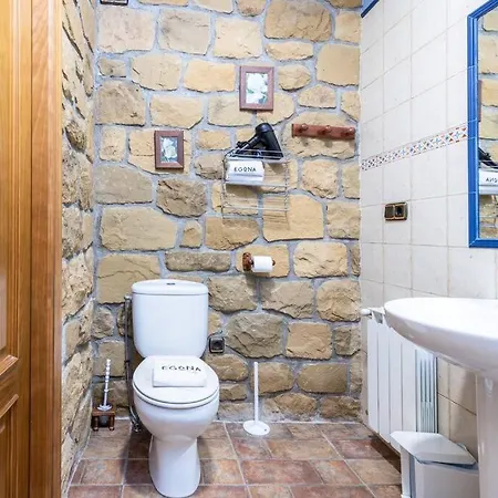 Perratzu Landarbide-Ideal Parejas Aia Buitenkant foto