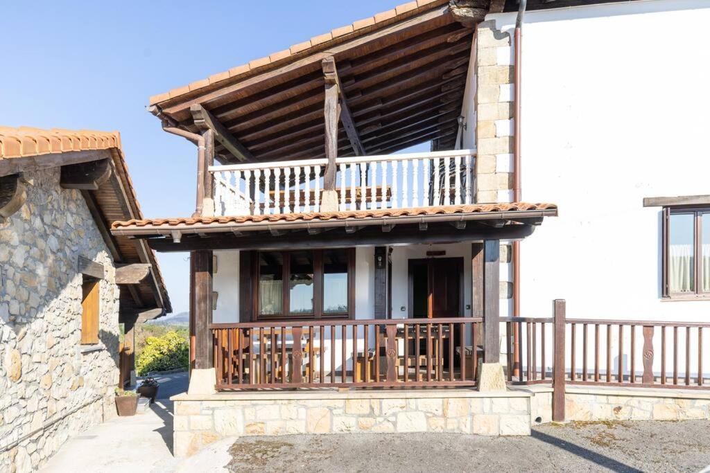 Perratzu Landarbide-ideal Parejas * Aia